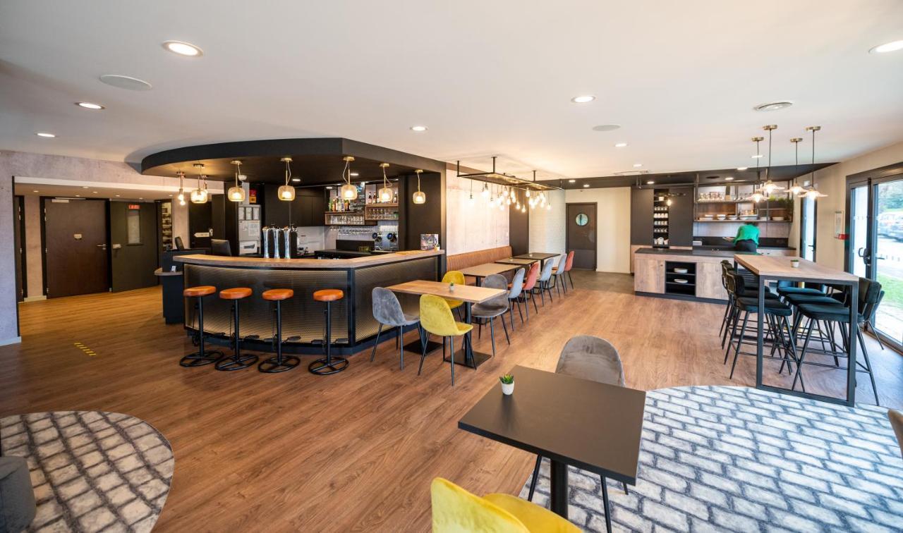 Kyriad Hotel Laval Laval  Exterior photo