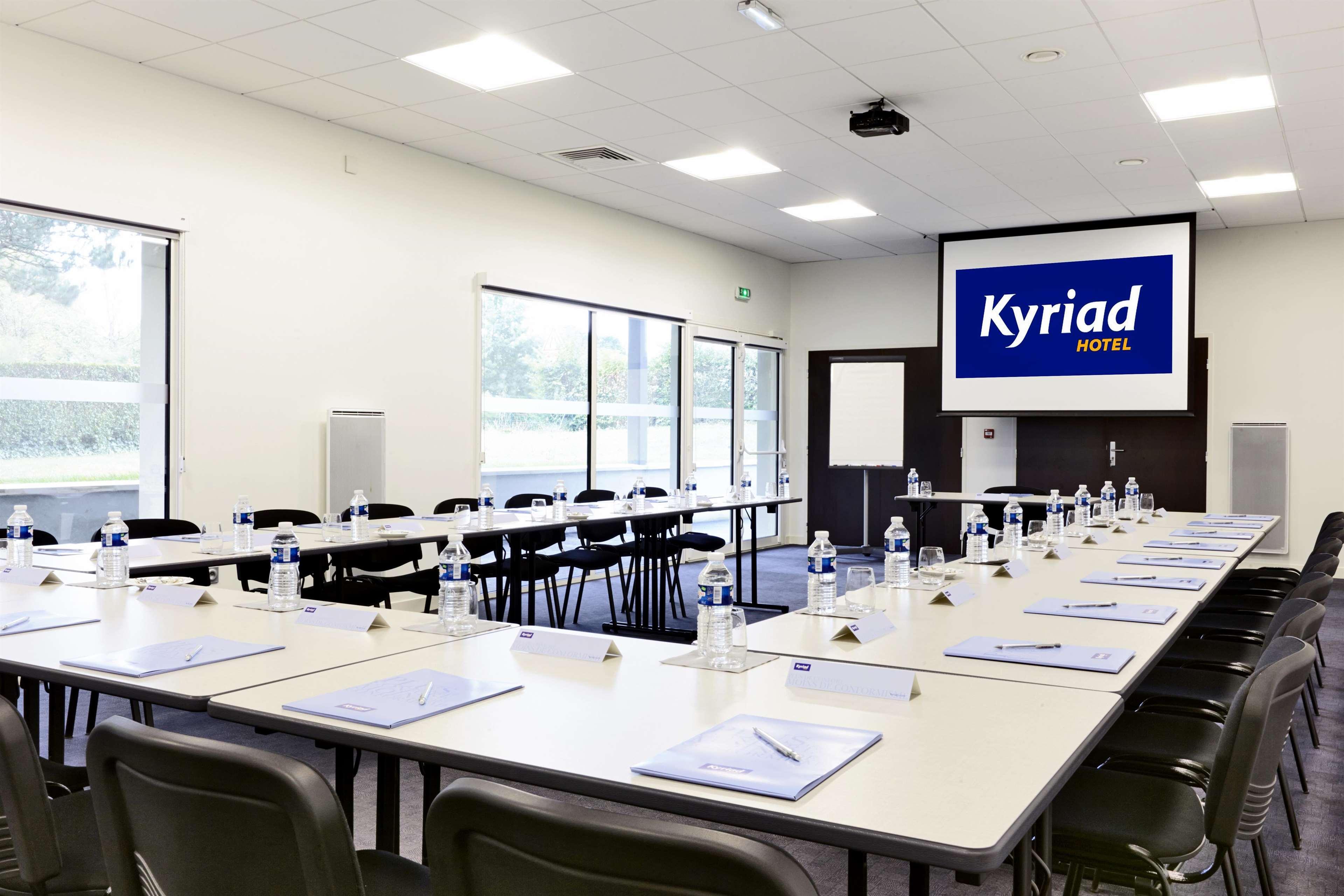 Kyriad Hotel Laval Laval  Exterior photo