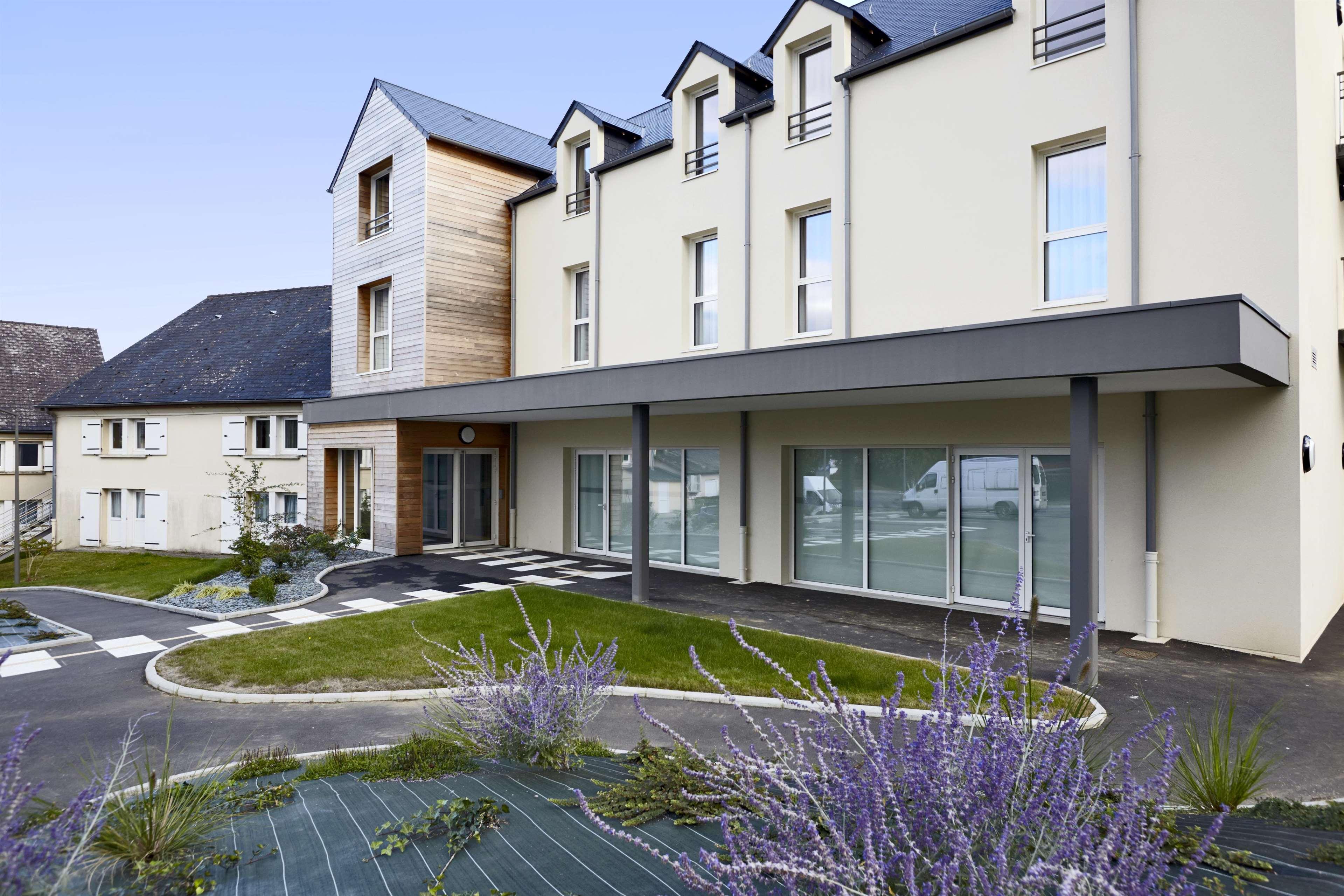 Kyriad Hotel Laval Laval  Exterior photo